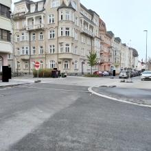 Einfahrt verboten Schild an Kreuzung Michael-Gaismair-Straße / Edith-Stein-Weg