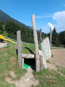 Spielplatz Arzler Alm kaputte Seile