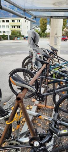 Fahrradstellplätze Stubaitalbahnhof