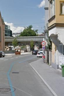 Kreuzung Dreiheiligenstraße Meinhardstraße Höhenbeschränkung Durchfahrt Bogen